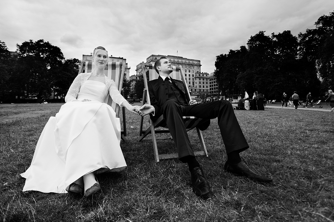 Wundervolles Brautpaar Fotoshooting in Lodnon. Fotografiert von Soraya Häßler.